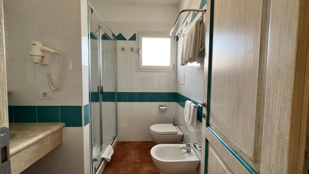 Le Residenze Del Maria Rosaria - Via Trentino 62 Apartment โอโรเซย ภายนอก รูปภาพ