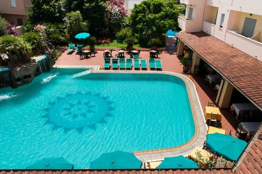 Le Residenze Del Maria Rosaria - Via Trentino 62 Apartment โอโรเซย ภายนอก รูปภาพ