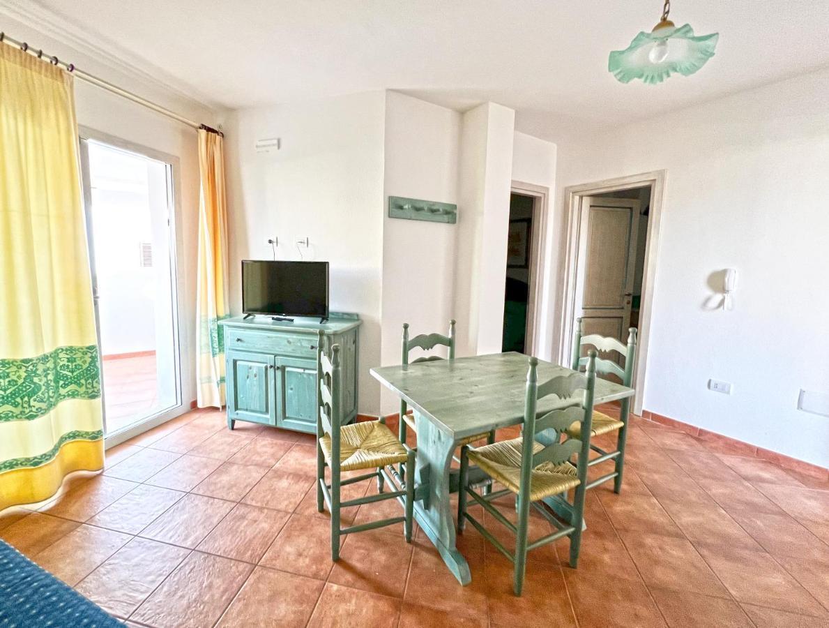 Le Residenze Del Maria Rosaria - Via Trentino 62 Apartment โอโรเซย ภายนอก รูปภาพ